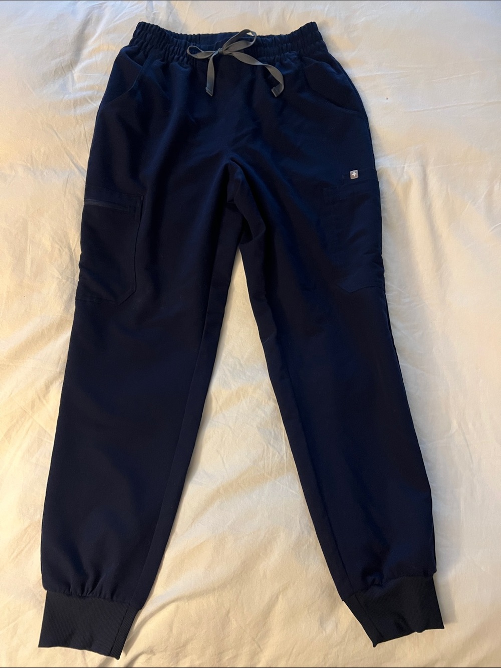 Figs Navy scrub set